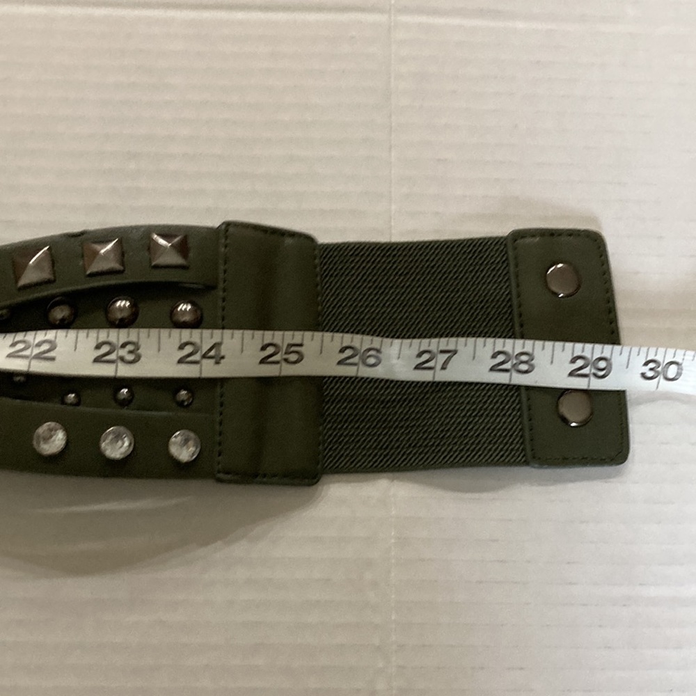 BEAUTIFUL BELT STUDDED EMBELLISHED DETAILS - Picture 13 of 14